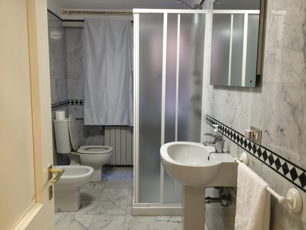 Pisa Rooms For Rent Exterior photo
